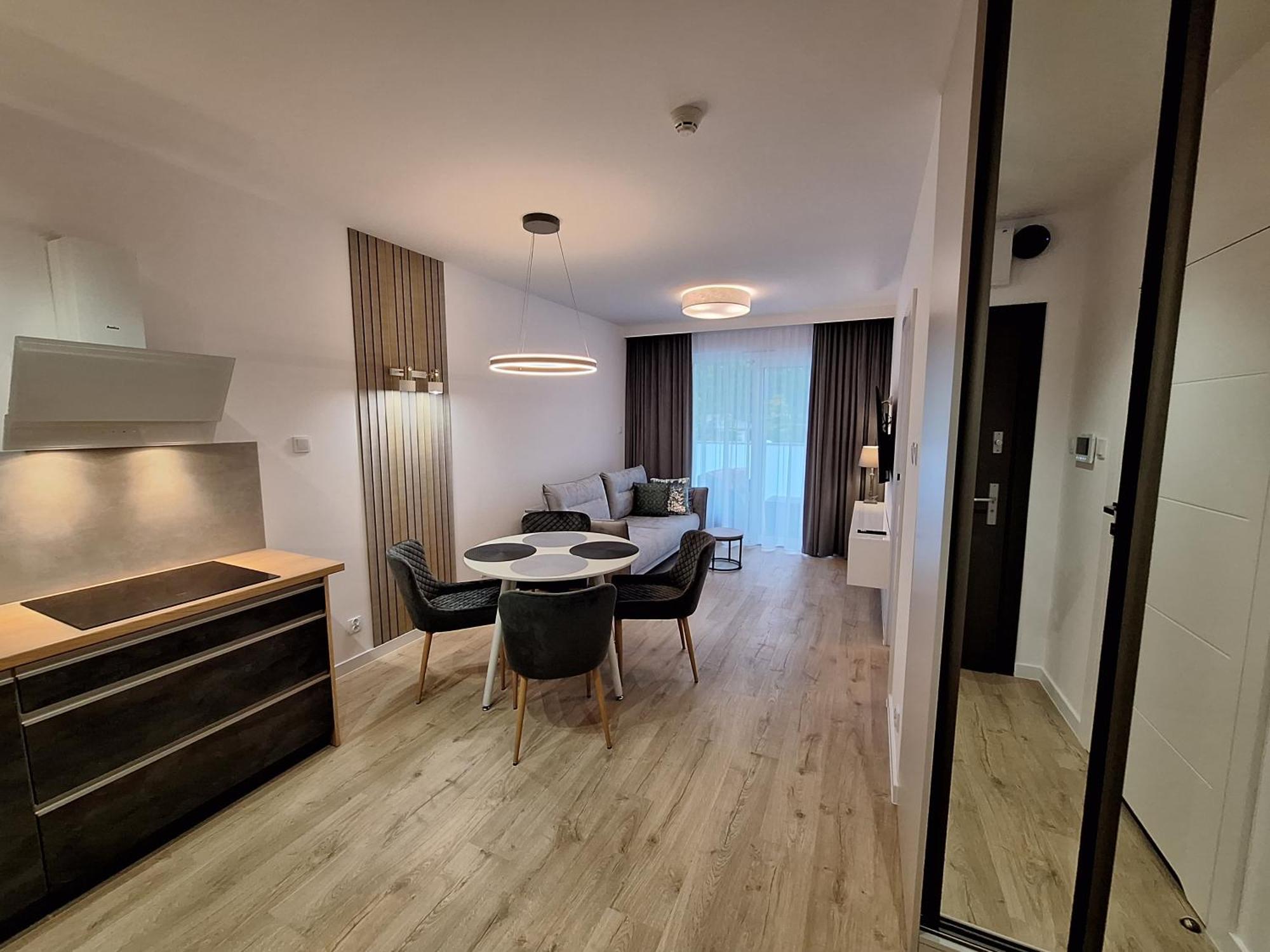 Modern White Kollataja 7a Apartment