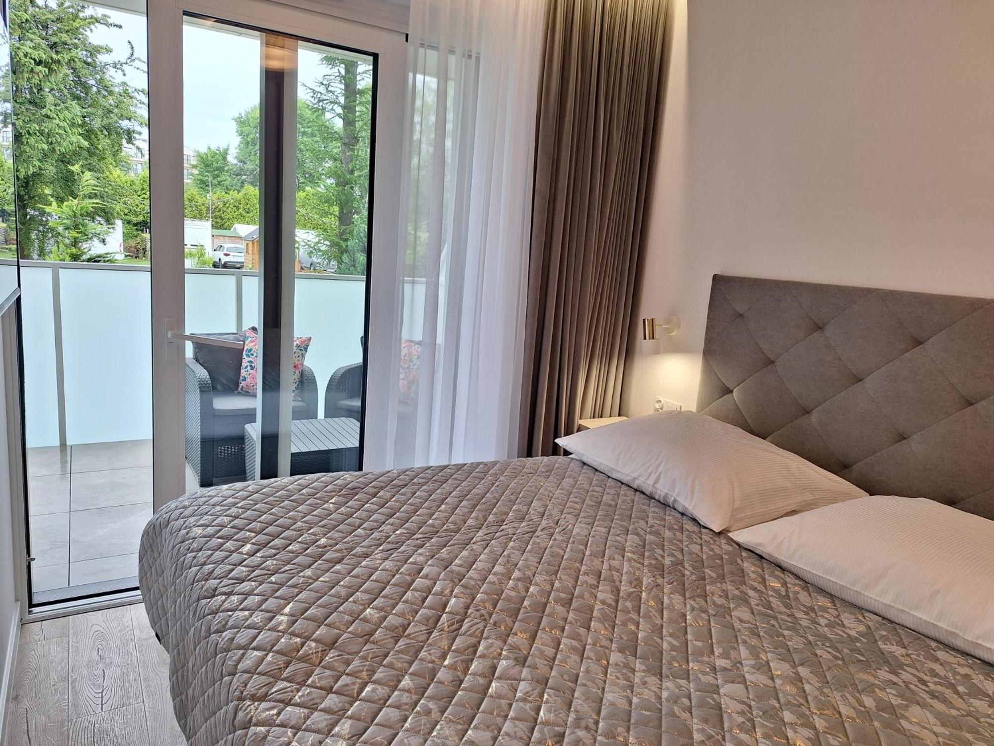 Apartment Modern White Kollataja 7a *